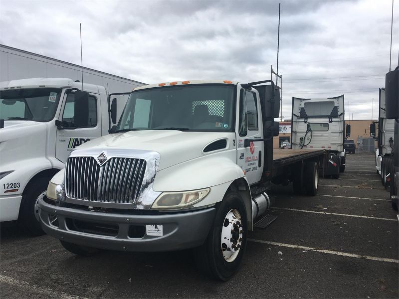 2007 INTERNATIONAL DURASTAR 4300 - Bergey's Truck Centers: Medium ...