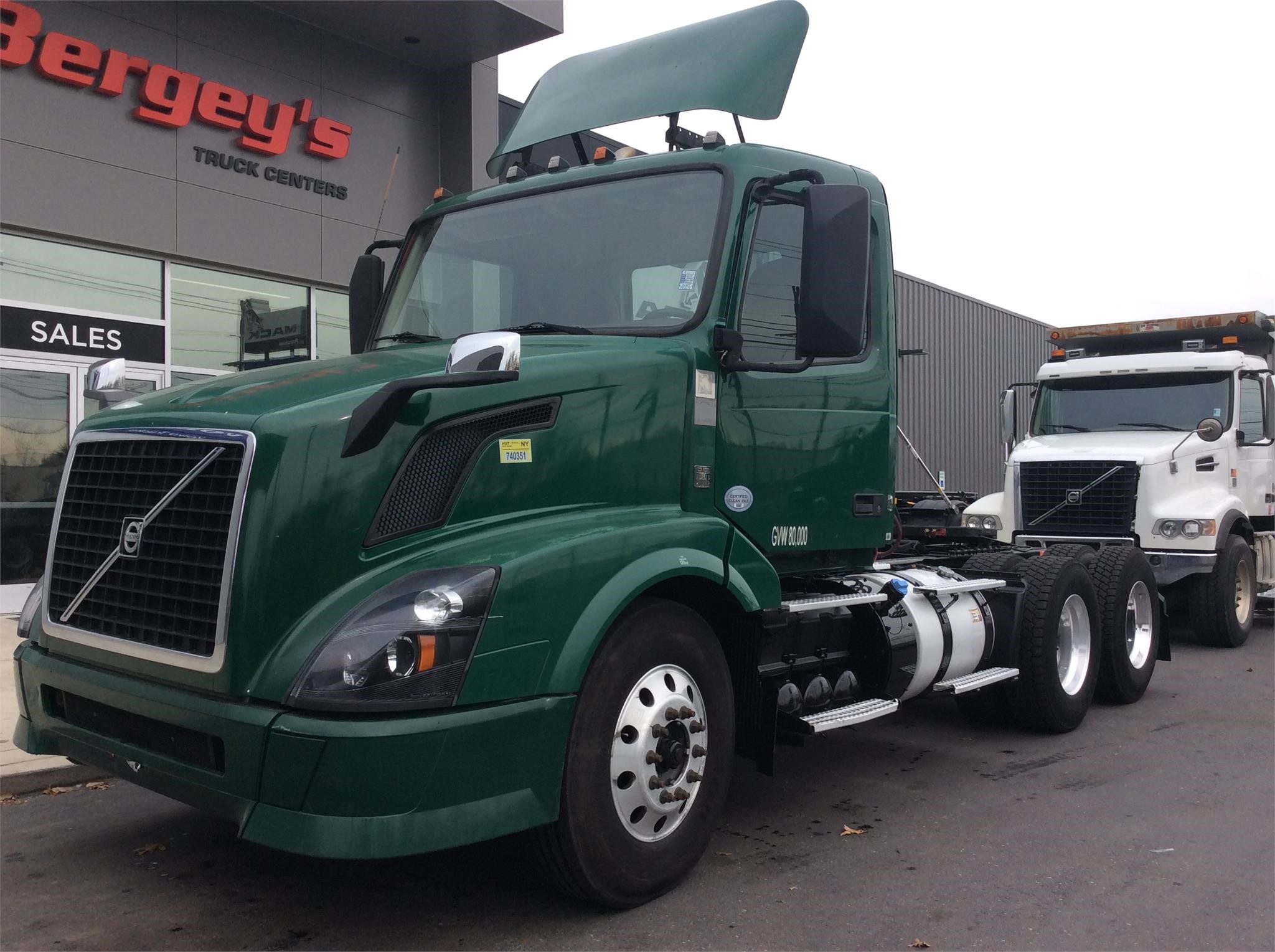 Volvo VNL 740 - Bergey's Truck Centers: Medium & Heavy Duty Commercial ...